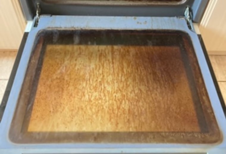 Oven deep clean before professional cleaning